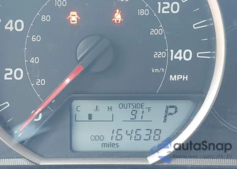 2013 Toyota Rav4 Xle z USA, uszkodzony, nr VIN JTMRFREV8D5005714